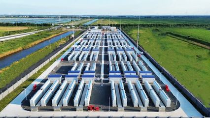 領(lǐng)儲宇能閃耀高工產(chǎn)研榜單，昱能科技儲能技術(shù)實(shí)力再獲權(quán)威認(rèn)可